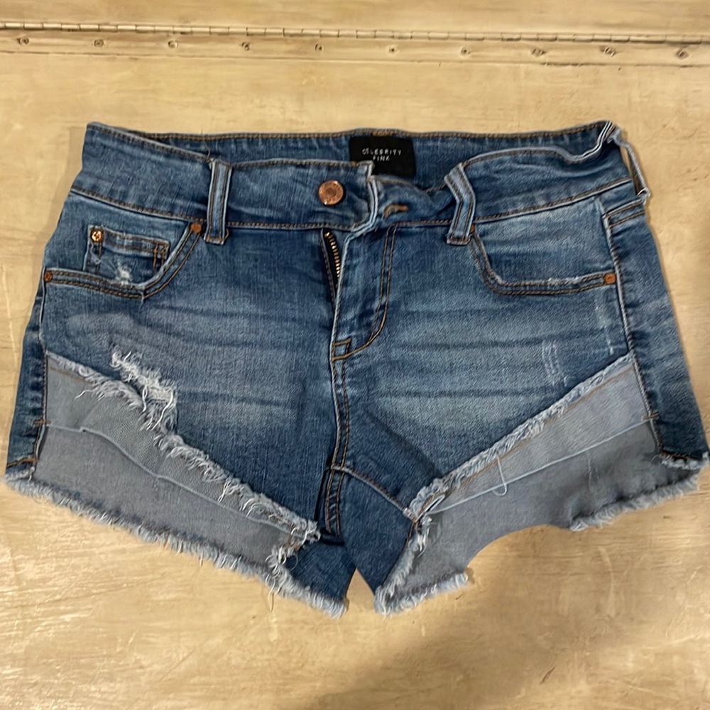 Celebrity Pink jean shorts size 26/3